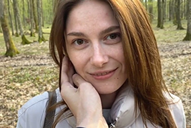 Не страшно тебе одной гулять? У незнакомцев же члены большие Не страшно тебе одной гулять? У незнакомцев же члены большие