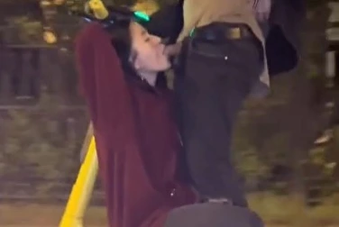 Люди в шоке, да я и сам в ахере — минет на самокате не для слабаков Люди в шоке, да я и сам в ахере — минет на самокате не для слабаков