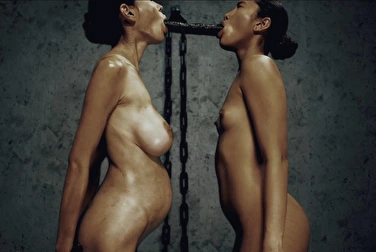 Сперма везде, в анале и на лице — в них тентакли накончали, жесть 🦑